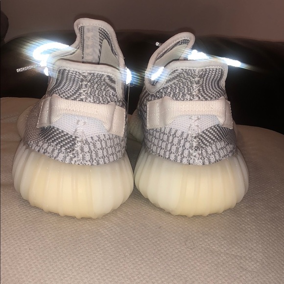 Yeezy boost 350 V2 static reflective - Picture 3 of 7